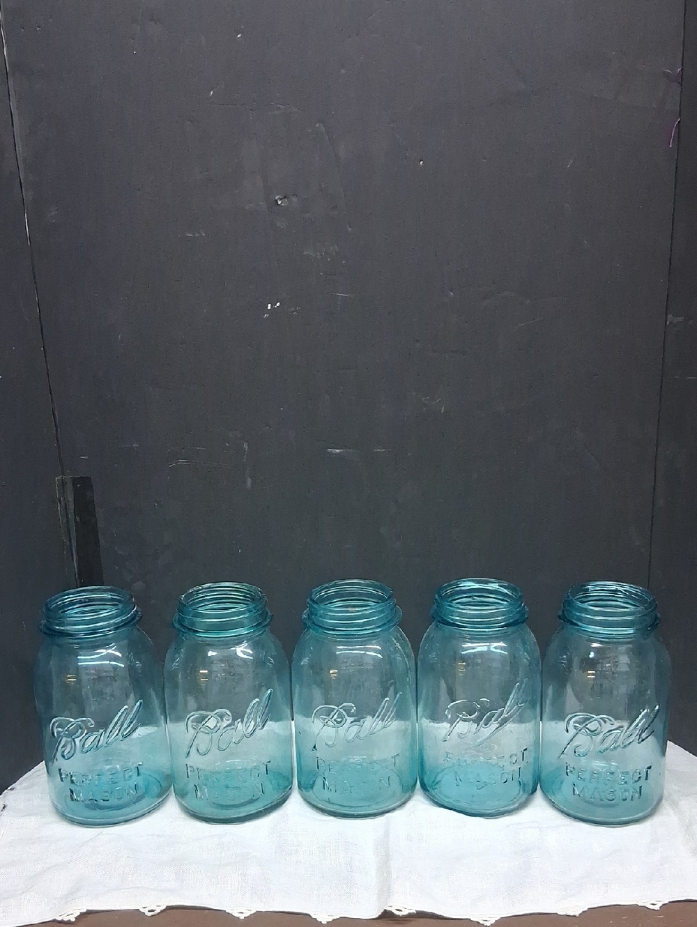 5 Vintage Blue Ball Perfect Mason Quart Jars
